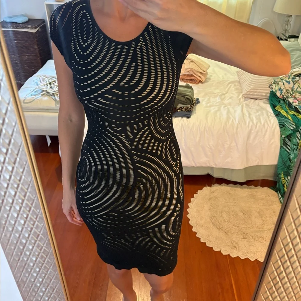 Black Patterned Bodycon Dress - Picture 1 of 4